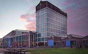 DoubleTree by Hilton Amsterdam - NDSM Wharf